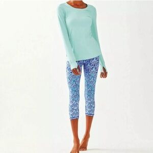 Lilly Pulitzer UPF 50+ Luxletic 21" Weekender Whisper Blue Crop Leggings Size XS
